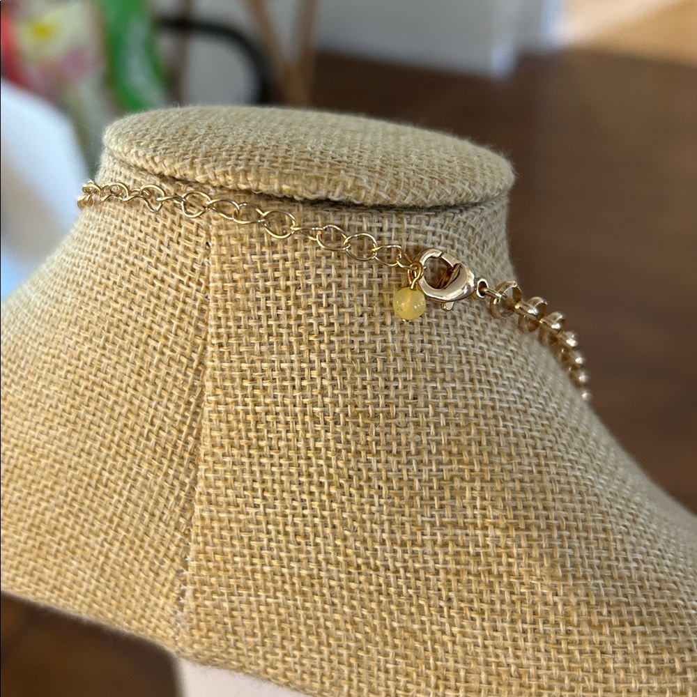 Avon Studio 1886 Pearly Wrapped Necklace NEW dangling Christmas charms - Picture 10 of 13